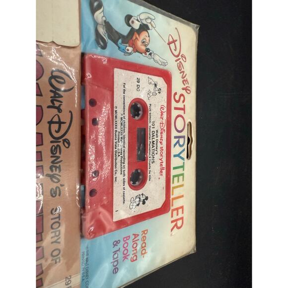 Vintage DISNEY 101 Dalmatians Book on Audio Cassette Read Along Story - Picture 8 of 8